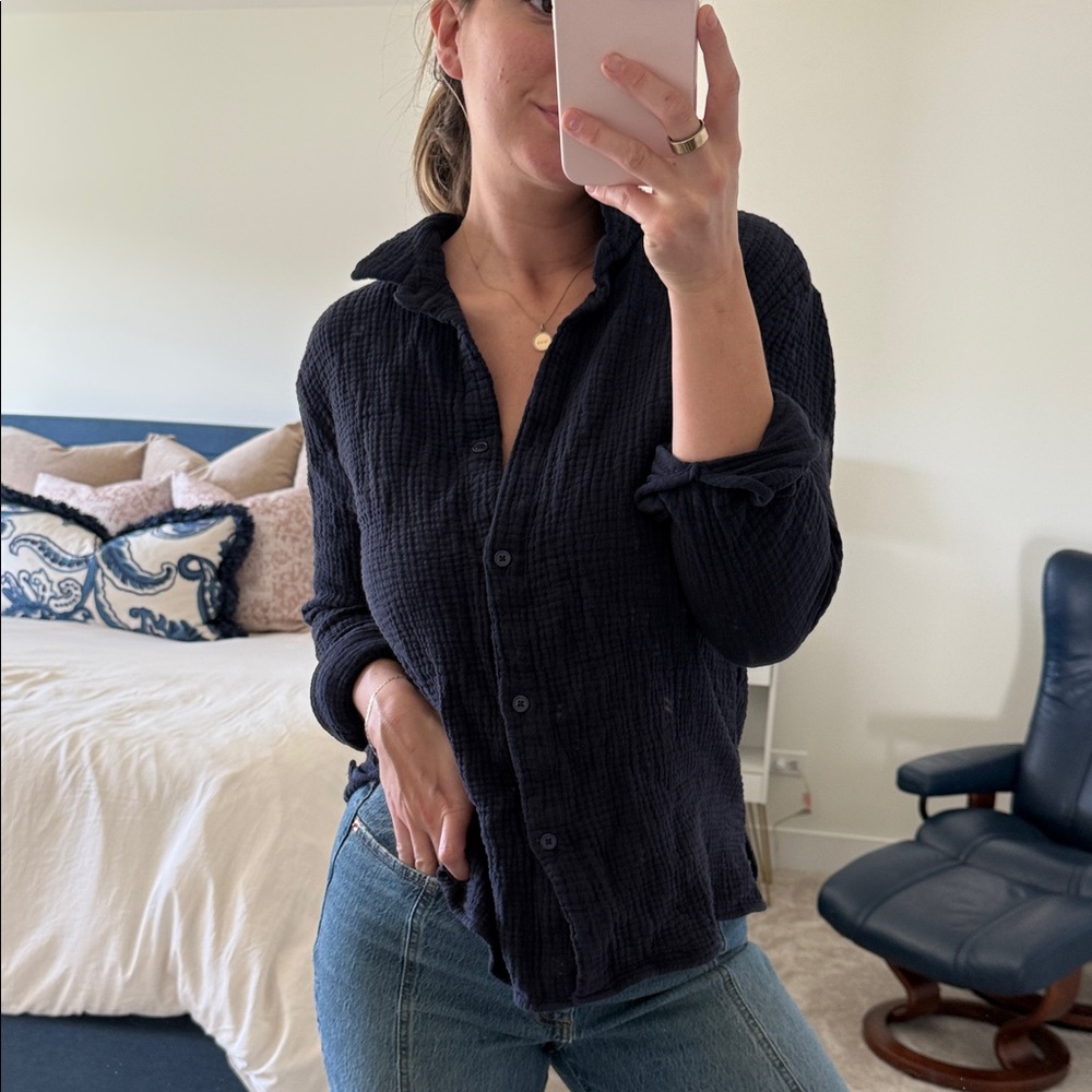 NWOT Nordstrom navy 100% cotton Button Down Shirt